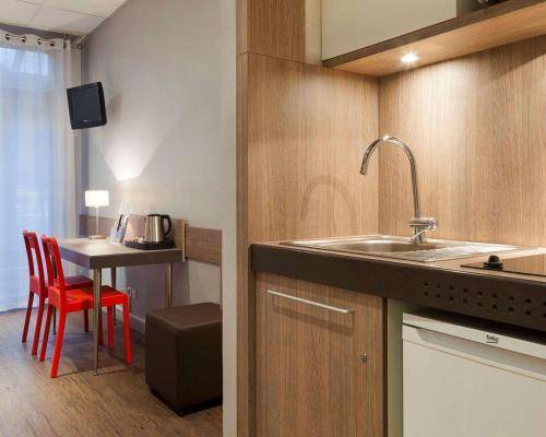 Comfort Suite Rive Gauche Lyon Centre, Lyon