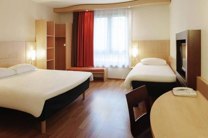 ibis Hotel Brussels Centre Gare du Midi, Brussels