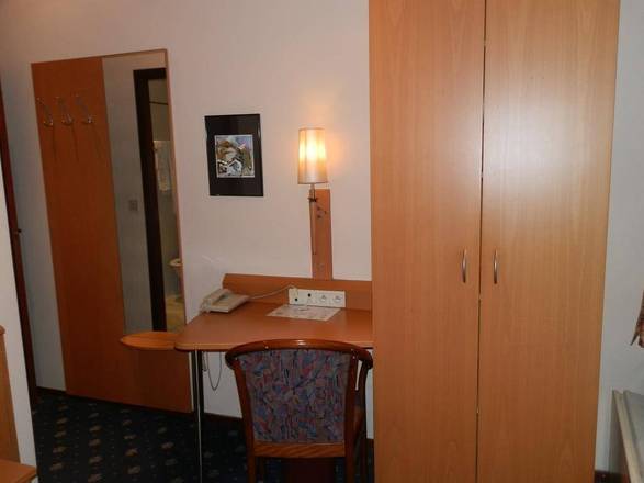Hotel Opera, Brussels