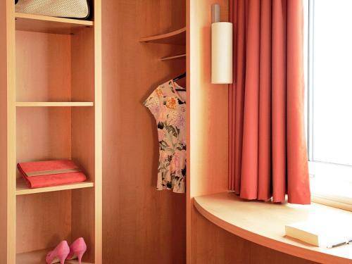 ibis Hotel Brussels Centre Gare du Midi, Brussels