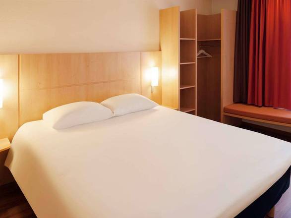ibis Hotel Brussels Centre Gare du Midi, Brussels