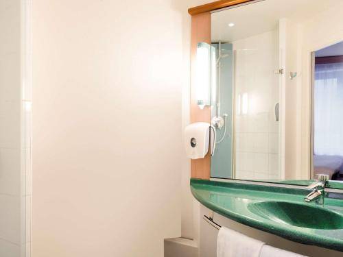 ibis Hotel Brussels Centre Gare du Midi, Brussels