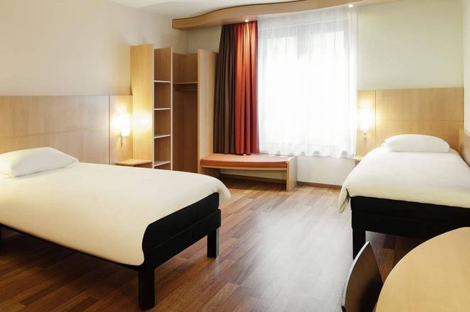 ibis Hotel Brussels Centre Gare du Midi, Brussels