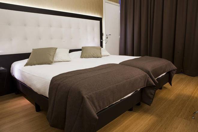 Hotel Saint Nicolas, Brussels