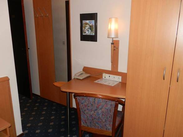 Hotel Opera, Brussels