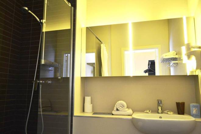 Hotel Saint Nicolas, Brussels
