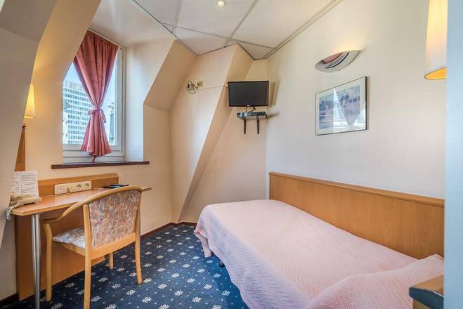 Hotel Opera, Brussels