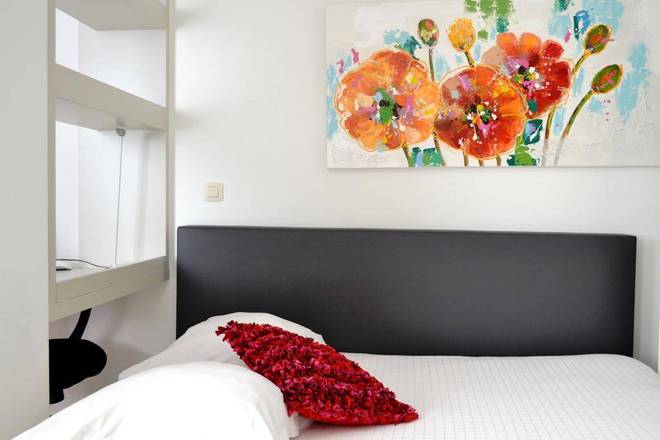 Hotel Saint Nicolas, Brussels